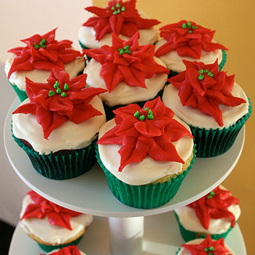 Cupcakes with Poinsettias